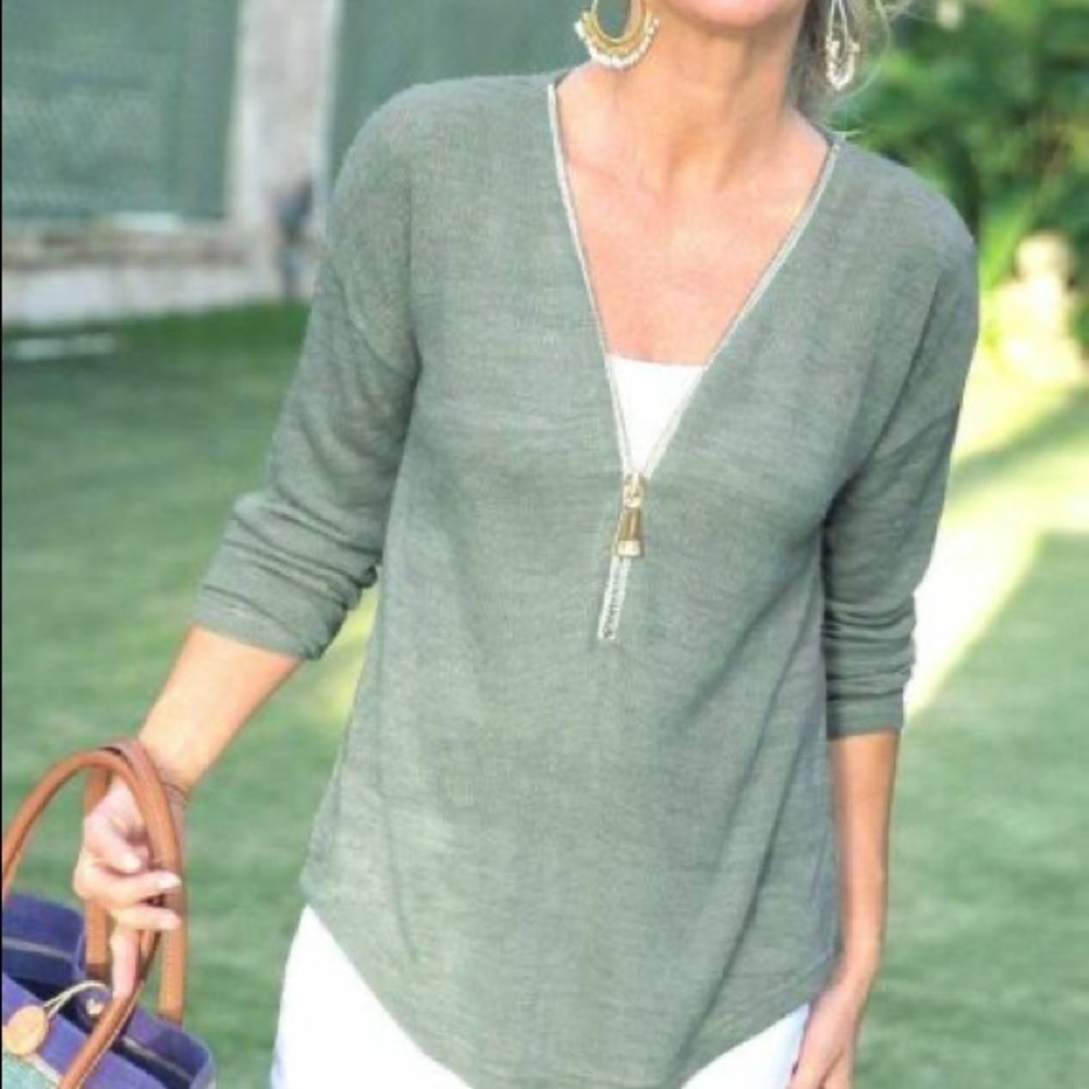 Soft Surroundings save Valentina zip up top NWOT